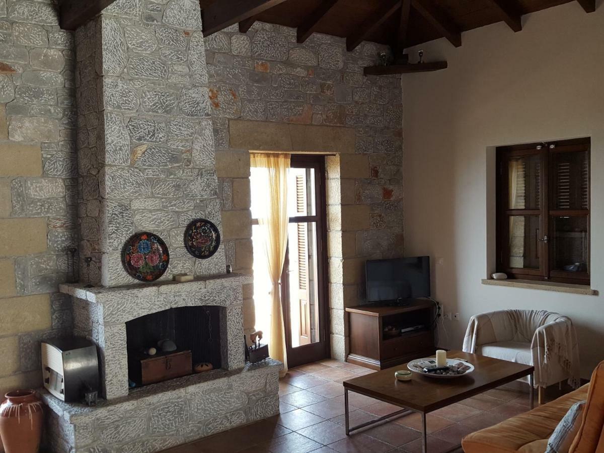 Rathimata Villas Stoúpa Buitenkant foto